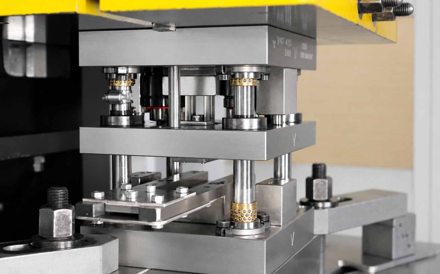 IV Metall Maschine 512A3446-2